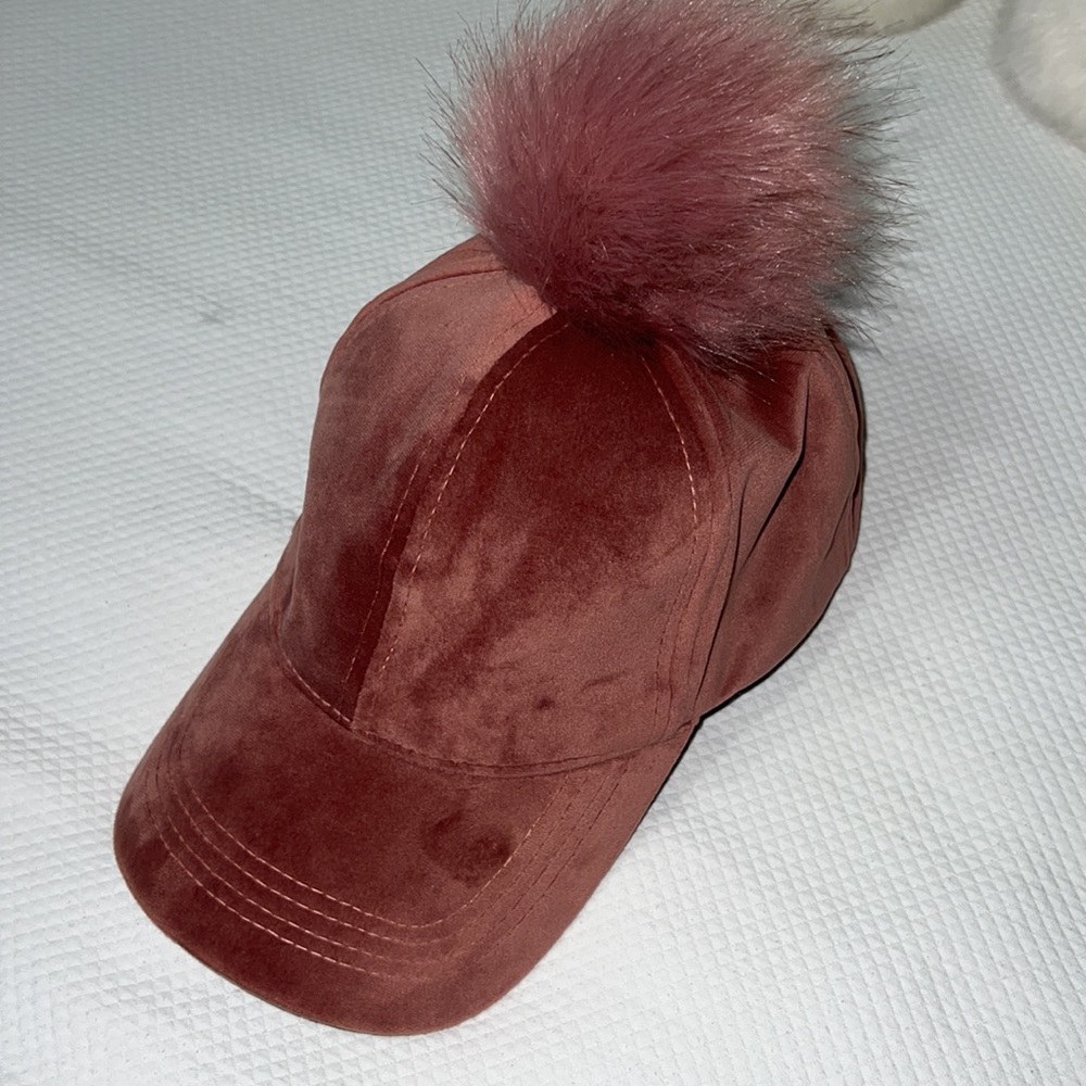Hat - Picture 5 of 8